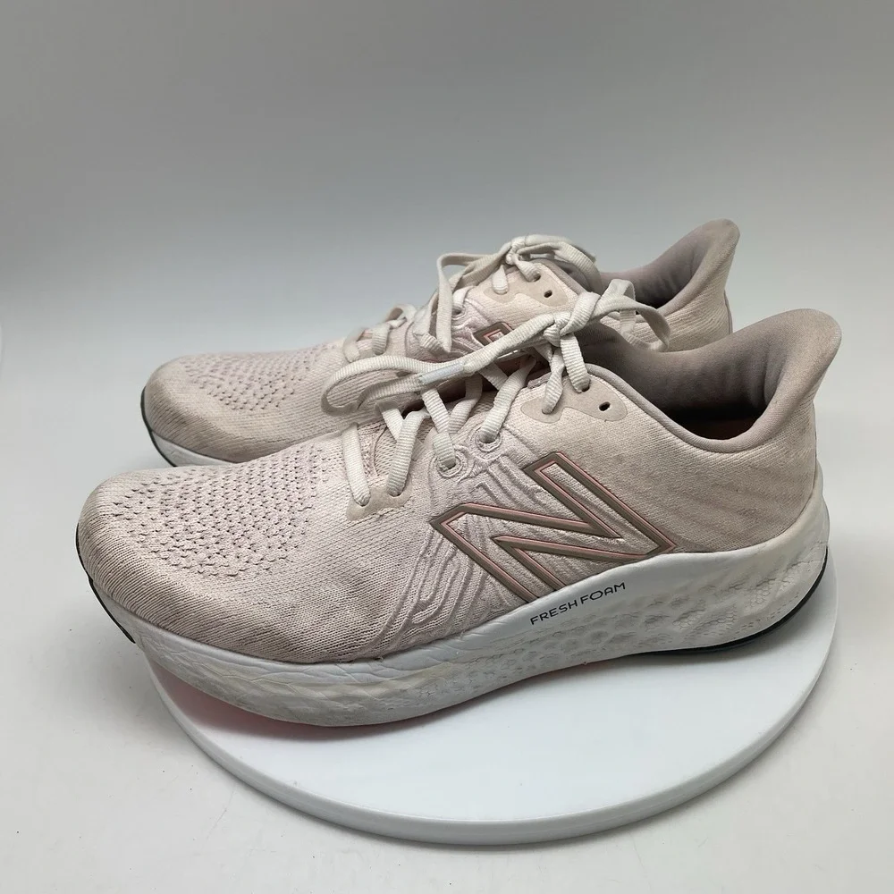 New‎ Balance Sneakers Womens 9.5 D Fresh Foam X Vongo V5 WVNGOCP5 Pink Shoes